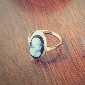 14k cameo ring